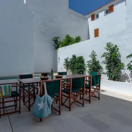 Holiday home Sant Miquel, 27 *